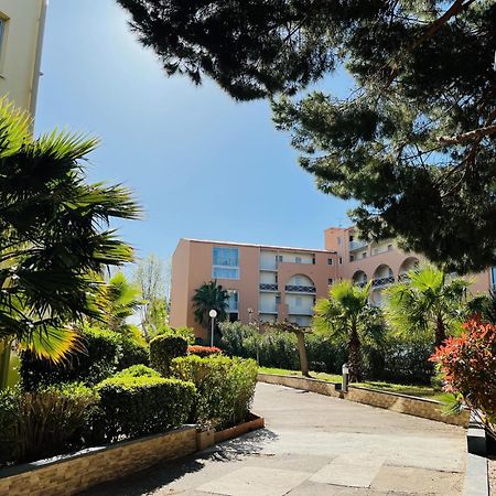 T2 ,4 Couchages ,Climatise ,Terrace ,En Face D'Aqualand ,Plage Rochelongue Agde Esterno foto